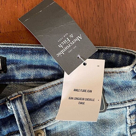 Abercrombie & Fitch signature collection ankle flare jean new - Picture 5 of 15